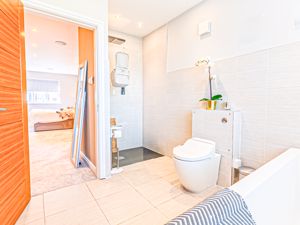 Photo 28- click for photo gallery